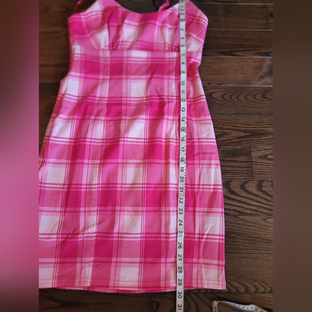 NWT Pink Checkered Summer Dress. - Picture 5 of 11